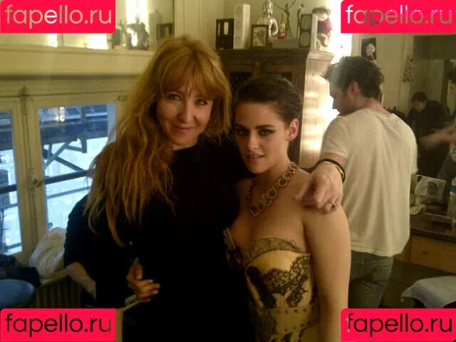 Kristen Stewart / kristenstewart / kristenstewartx Onlyfans Photo Gallery 