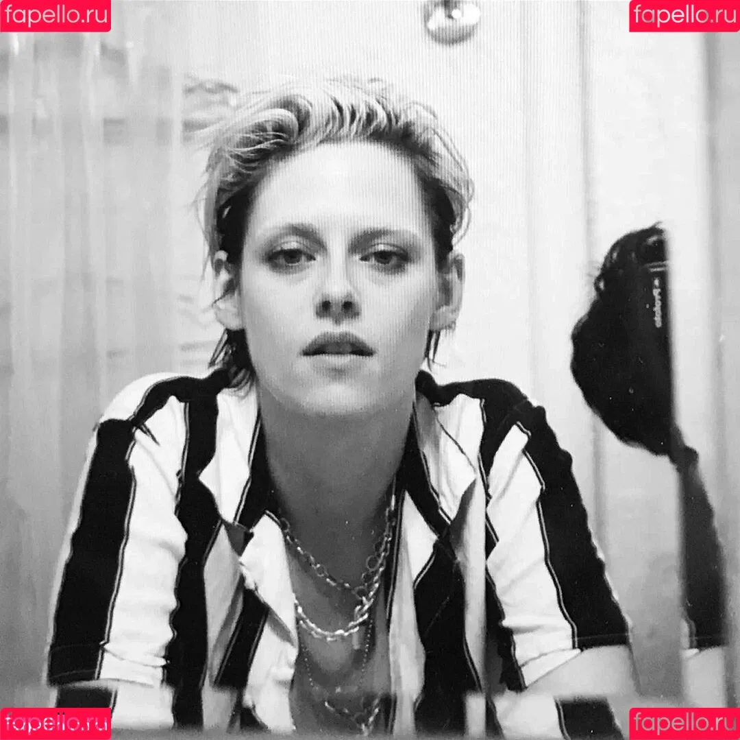 Kristen Stewart / kristenstewart / kristenstewartx Onlyfans Photo Gallery 