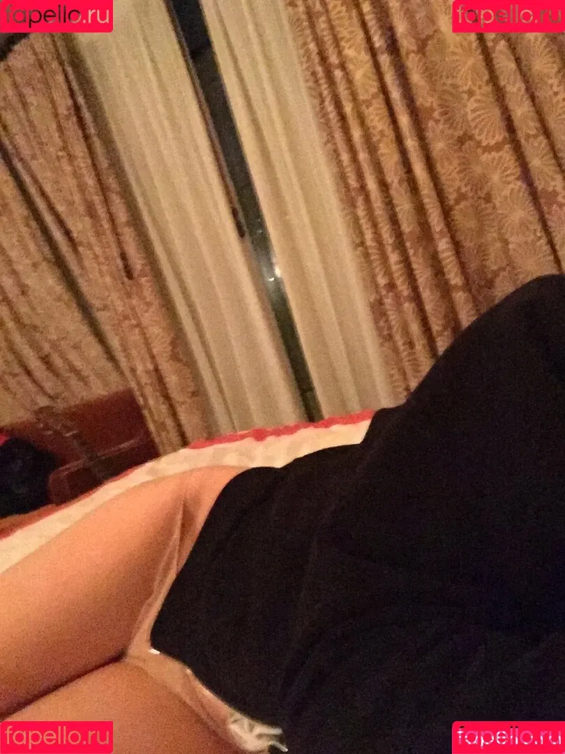 Kristen Stewart / kristenstewart / kristenstewartx Onlyfans Photo Gallery 