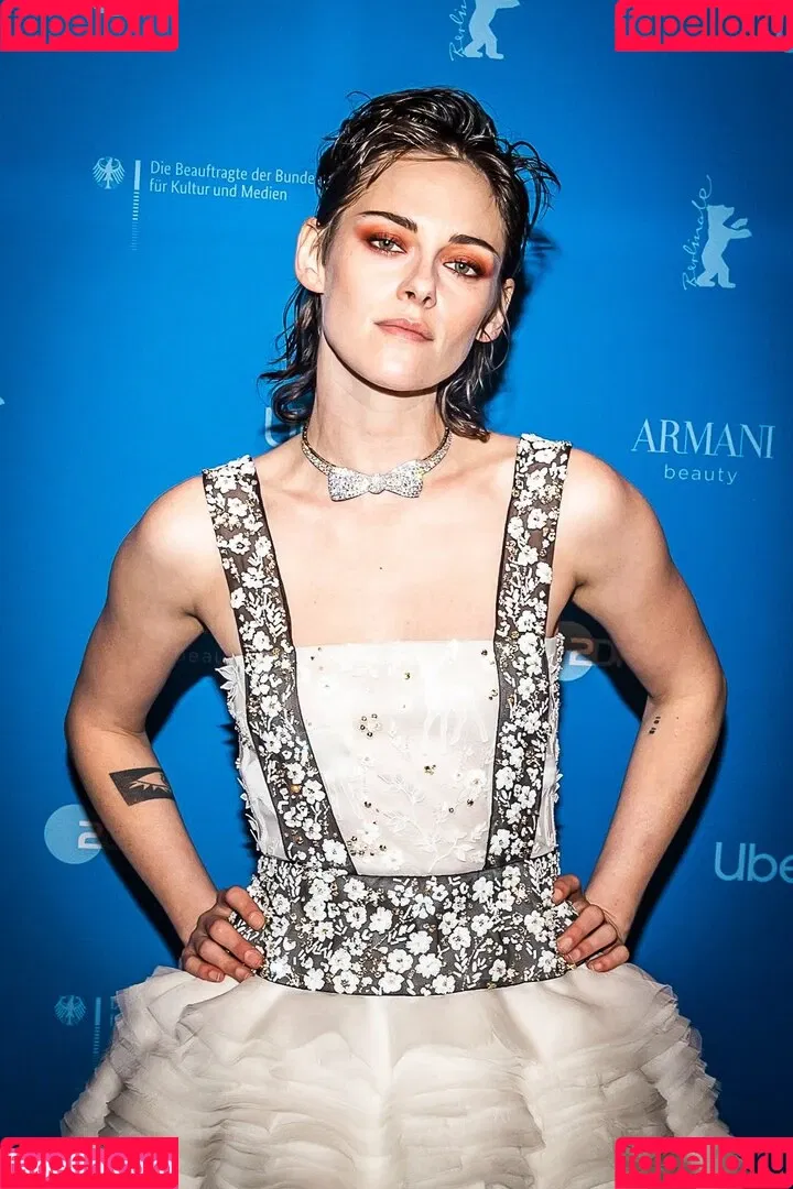 Kristen Stewart / kristenstewart / kristenstewartx Onlyfans Photo Gallery 