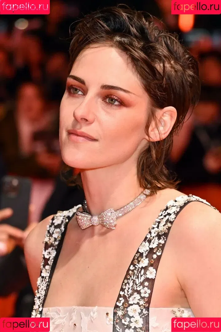 Kristen Stewart / kristenstewart / kristenstewartx Onlyfans Photo Gallery 
