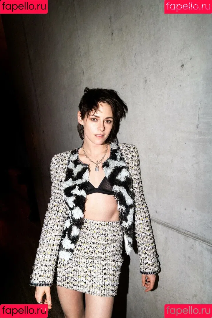 Kristen Stewart / kristenstewart / kristenstewartx Onlyfans Photo Gallery 