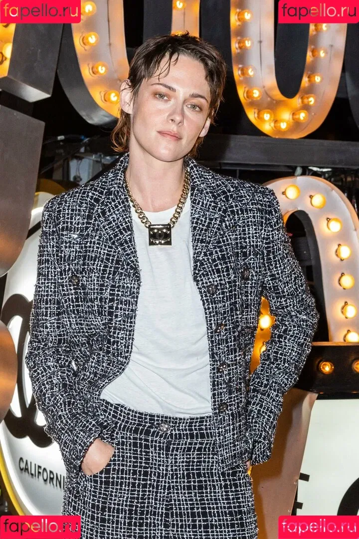 Kristen Stewart / kristenstewart / kristenstewartx Onlyfans Photo Gallery 