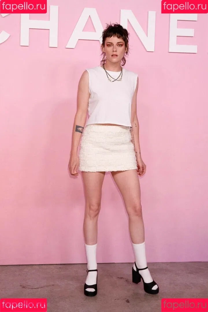 Kristen Stewart / kristenstewart / kristenstewartx Onlyfans Photo Gallery 