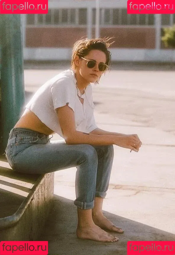 Kristen Stewart / kristenstewart / kristenstewartx Onlyfans Photo Gallery 