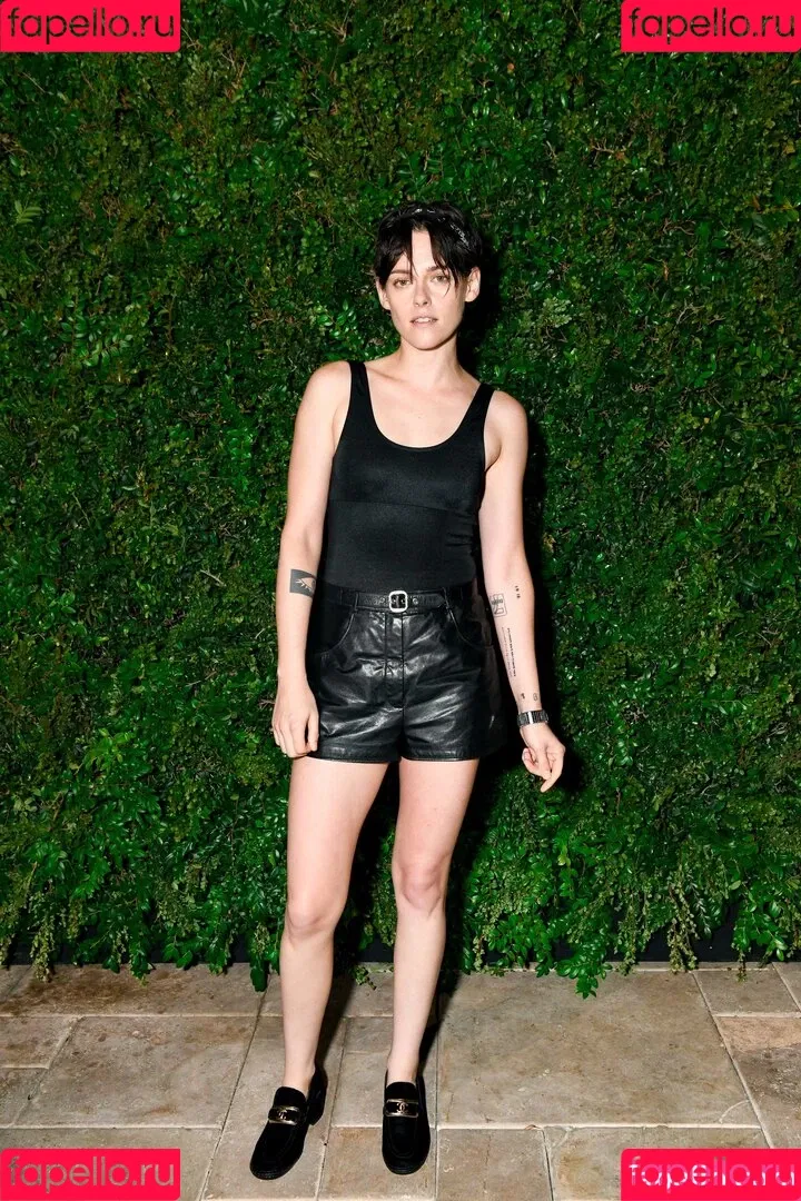 Kristen Stewart / kristenstewart / kristenstewartx Onlyfans Photo Gallery 
