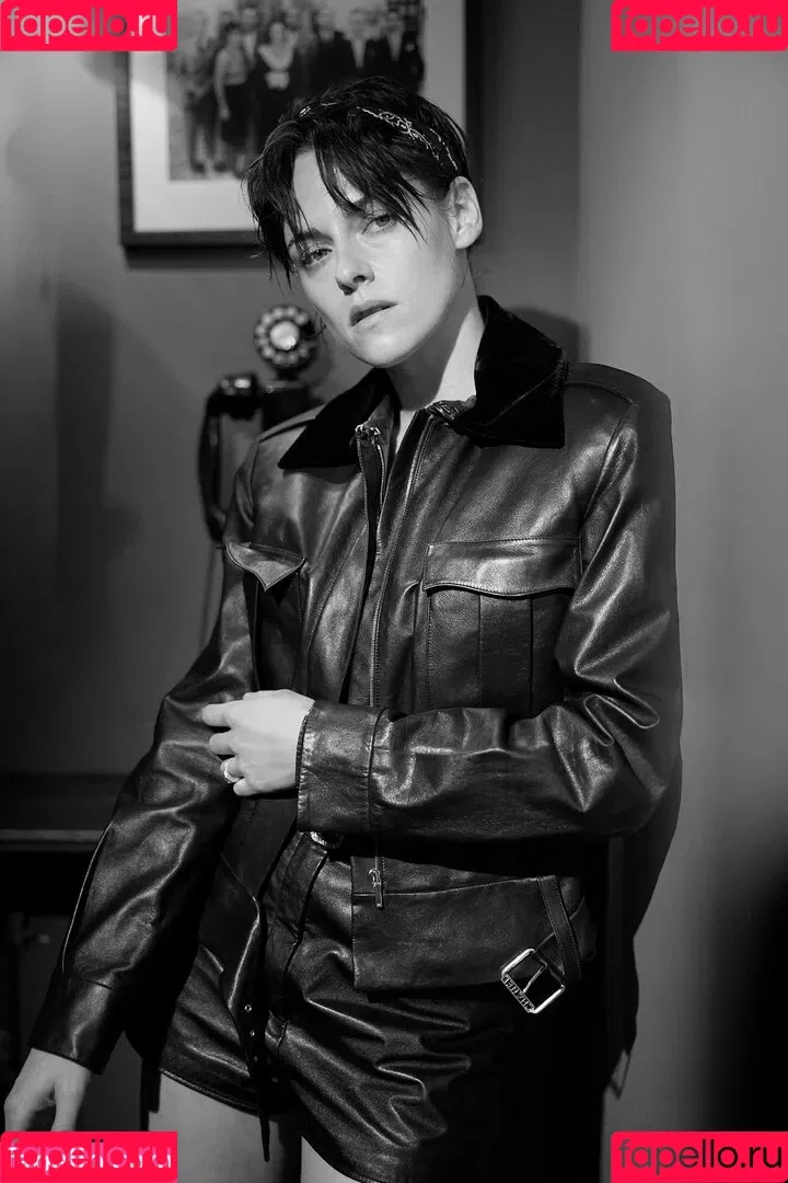 Kristen Stewart / kristenstewart / kristenstewartx Onlyfans Photo Gallery 
