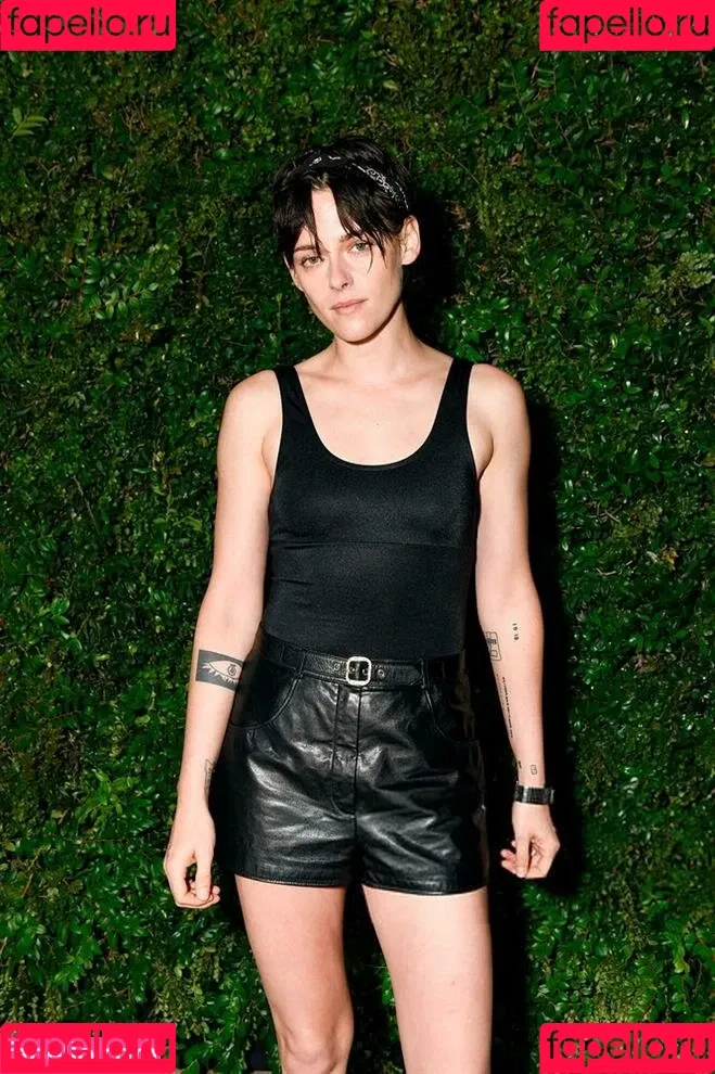 Kristen Stewart / kristenstewart / kristenstewartx Onlyfans Photo Gallery 