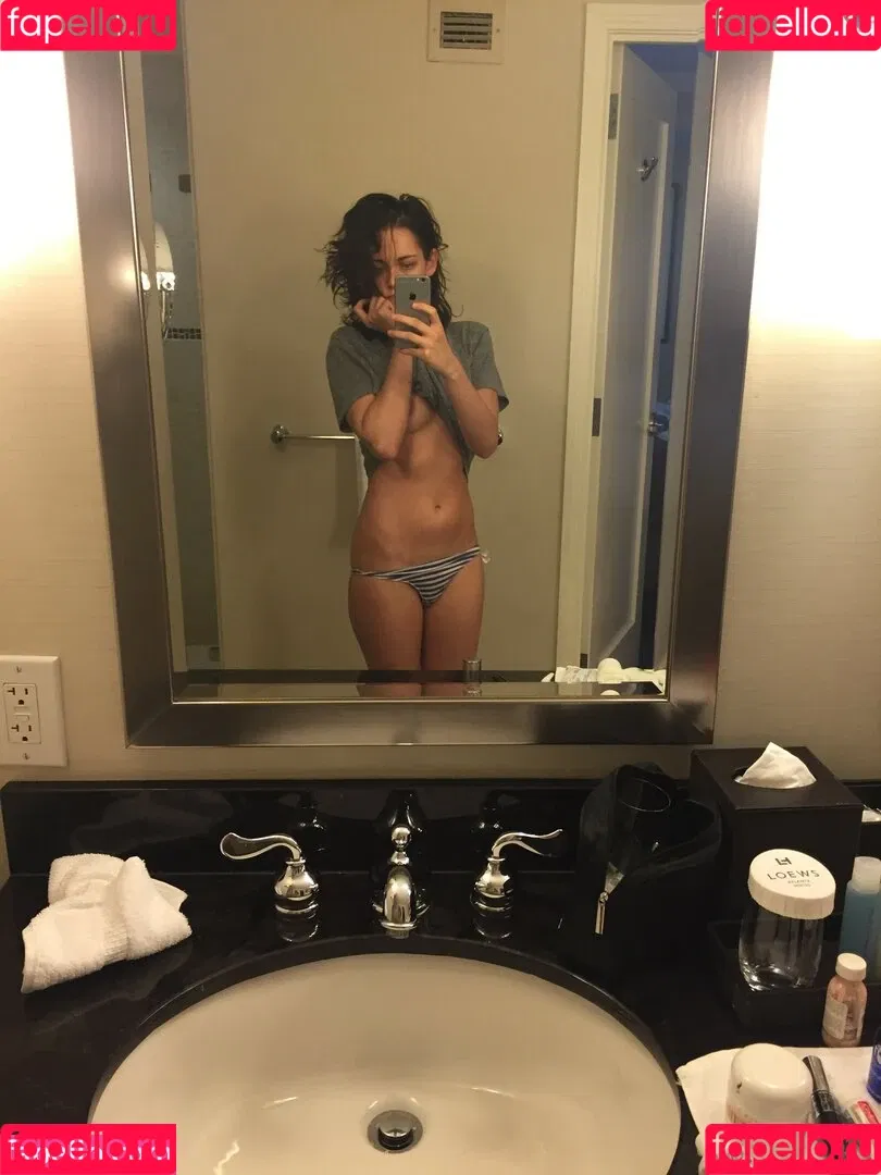 Kristen Stewart / kristenstewart / kristenstewartx Onlyfans Photo Gallery 