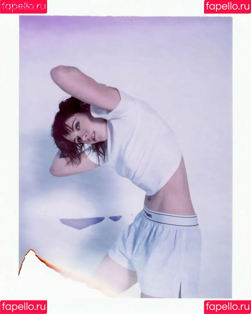 Kristen Stewart / kristenstewart / kristenstewartx Onlyfans Photo Gallery 