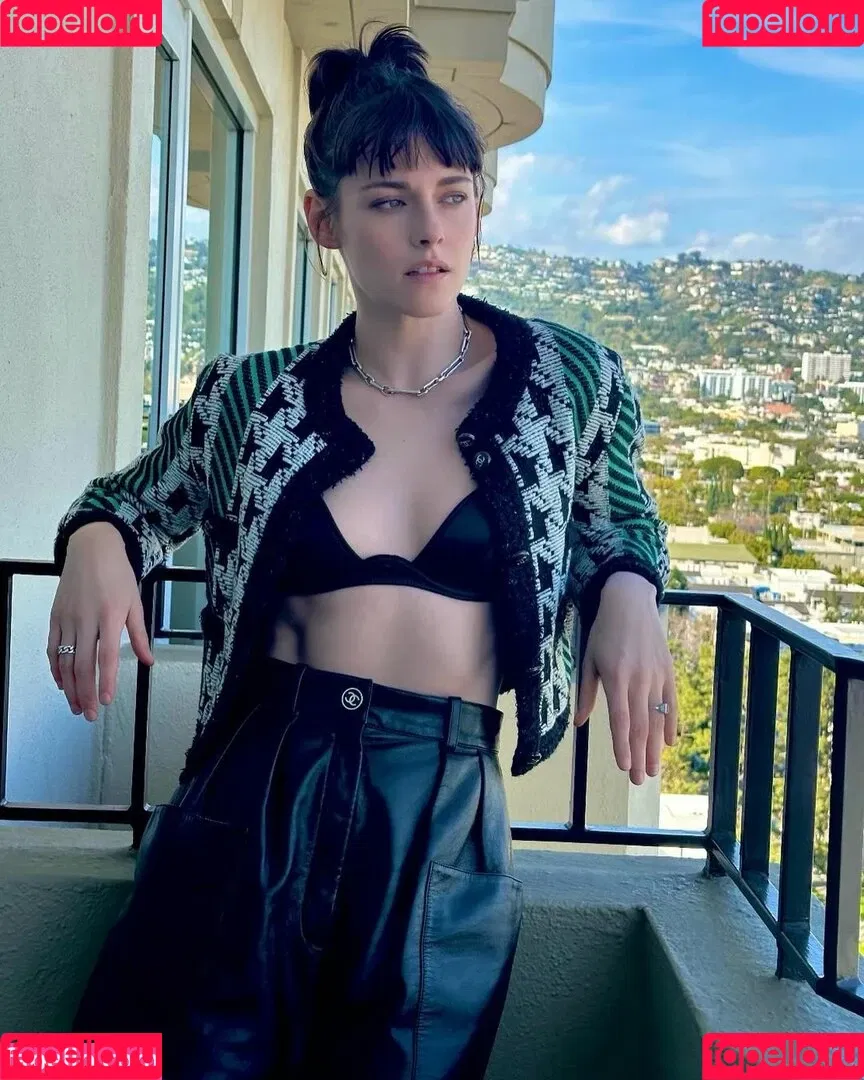 Kristen Stewart / kristenstewart / kristenstewartx Onlyfans Photo Gallery 