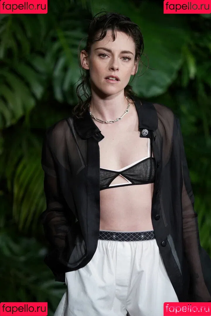 Kristen Stewart / kristenstewart / kristenstewartx Onlyfans Photo Gallery 