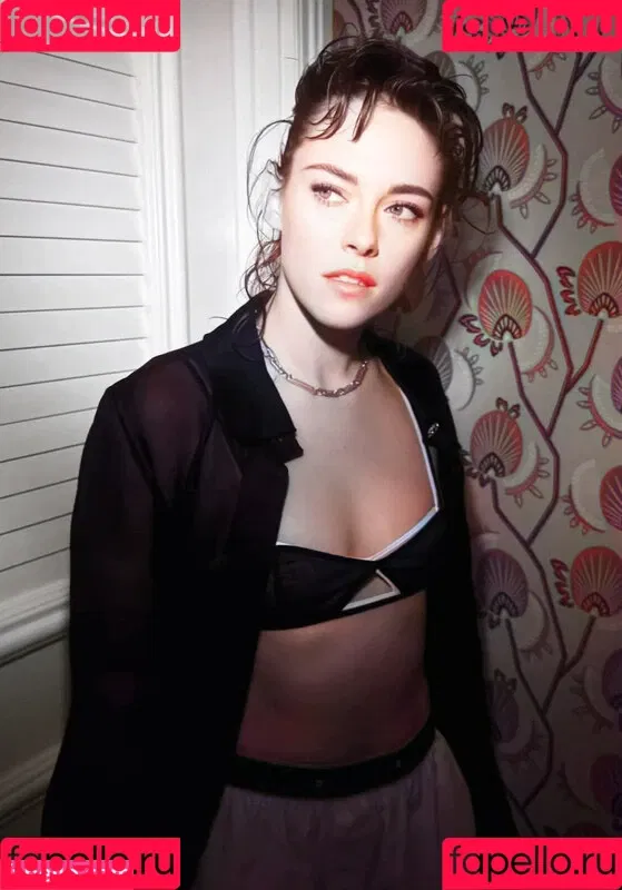 Kristen Stewart / kristenstewart / kristenstewartx Onlyfans Photo Gallery 