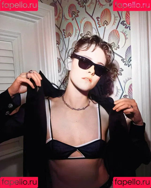 Kristen Stewart / kristenstewart / kristenstewartx Onlyfans Photo Gallery 