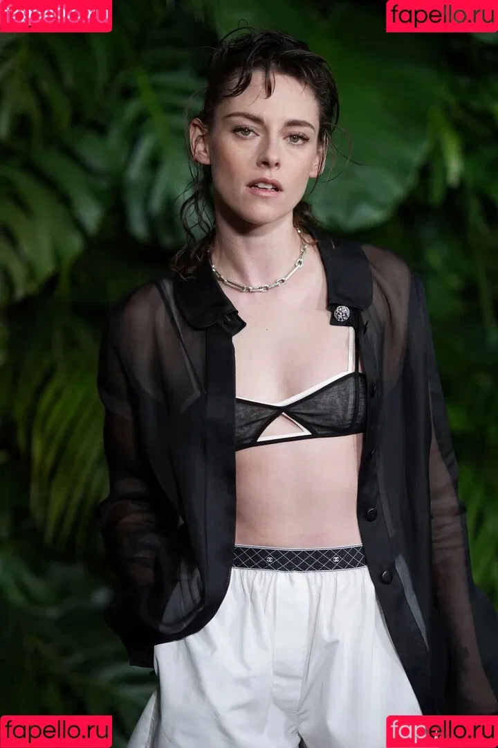 Kristen Stewart / kristenstewart / kristenstewartx Onlyfans Photo Gallery 