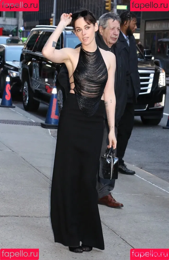 Kristen Stewart / kristenstewart / kristenstewartx Onlyfans Photo Gallery 