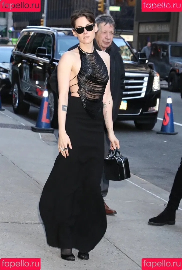 Kristen Stewart / kristenstewart / kristenstewartx Onlyfans Photo Gallery 