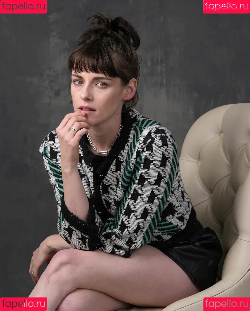 Kristen Stewart / kristenstewart / kristenstewartx Onlyfans Photo Gallery 