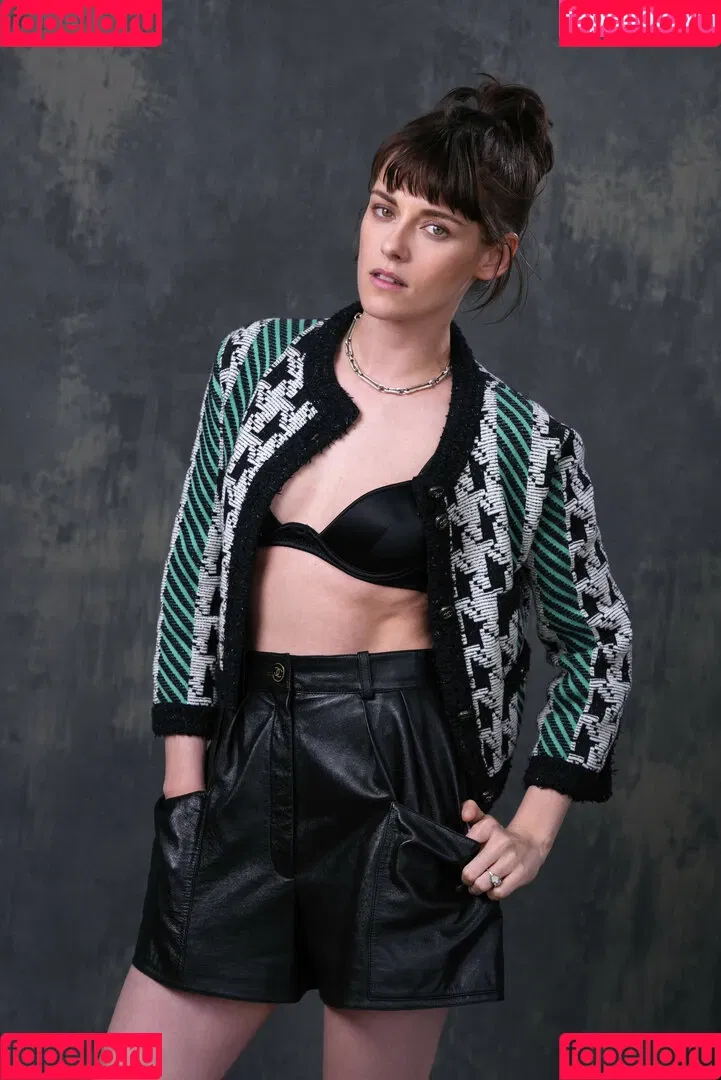 Kristen Stewart / kristenstewart / kristenstewartx Onlyfans Photo Gallery 