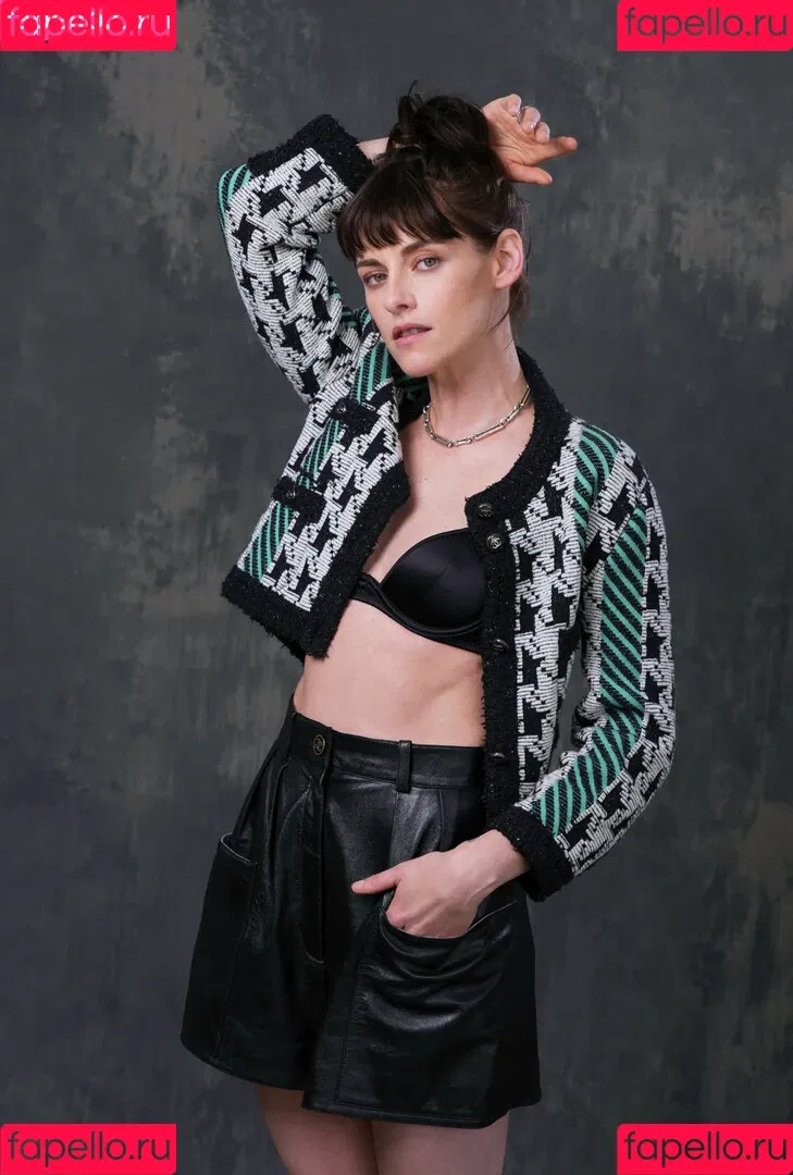 Kristen Stewart / kristenstewart / kristenstewartx Onlyfans Photo Gallery 