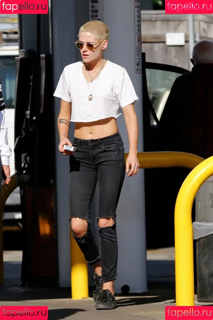 Kristen Stewart / kristenstewart / kristenstewartx Onlyfans Photo Gallery 