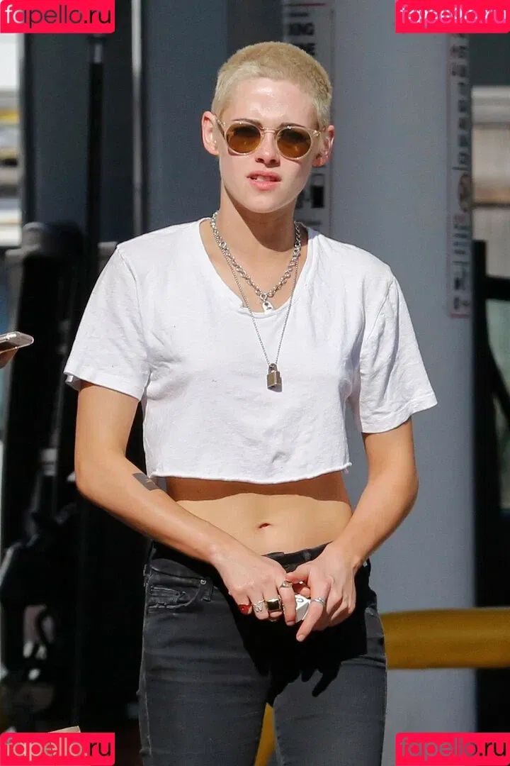 Kristen Stewart / kristenstewart / kristenstewartx Onlyfans Photo Gallery 