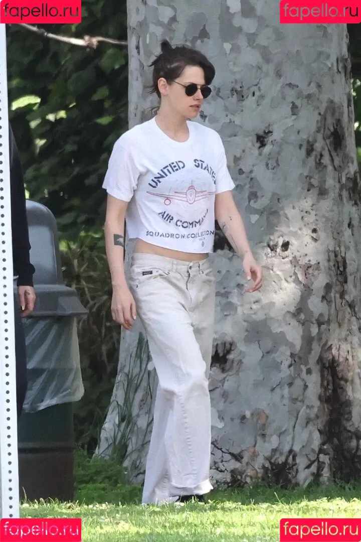 Kristen Stewart / kristenstewart / kristenstewartx Onlyfans Photo Gallery 