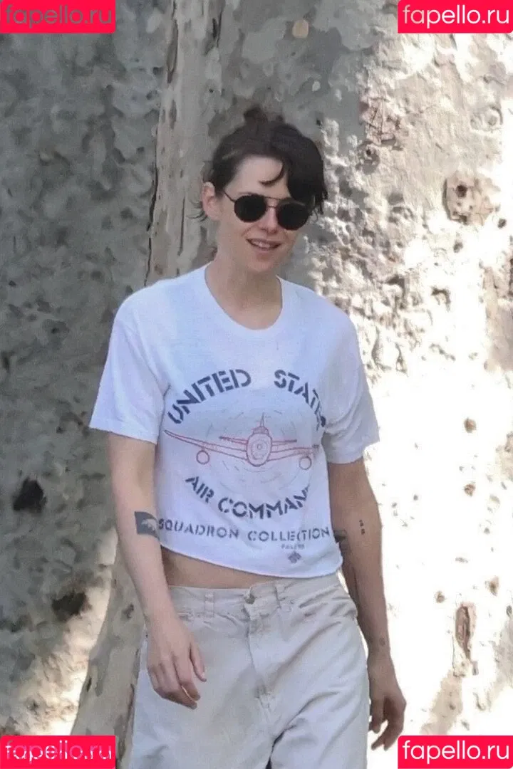 Kristen Stewart / kristenstewart / kristenstewartx Onlyfans Photo Gallery 