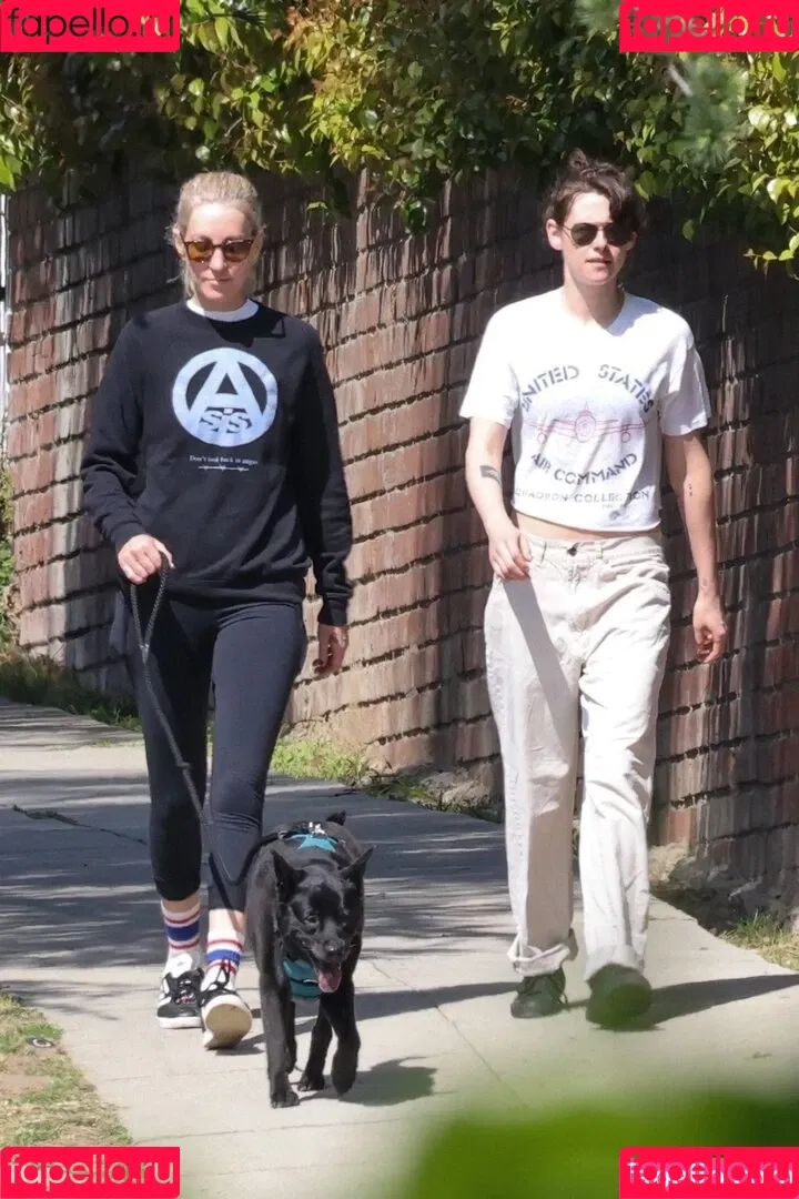 Kristen Stewart / kristenstewart / kristenstewartx Onlyfans Photo Gallery 