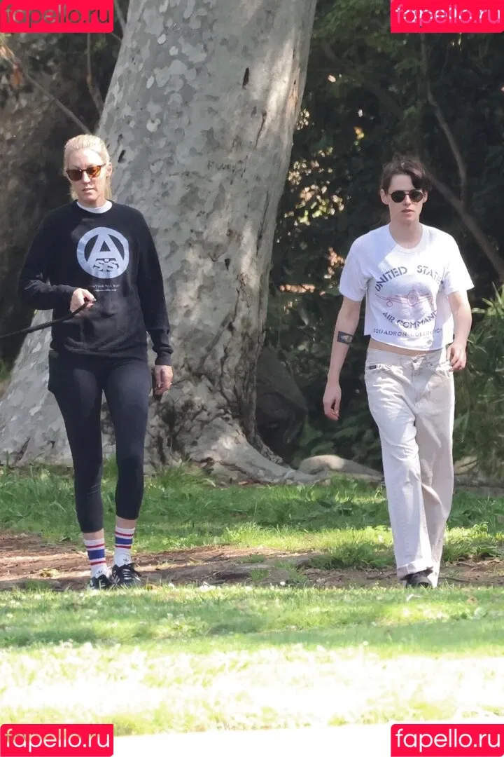 Kristen Stewart / kristenstewart / kristenstewartx Onlyfans Photo Gallery 