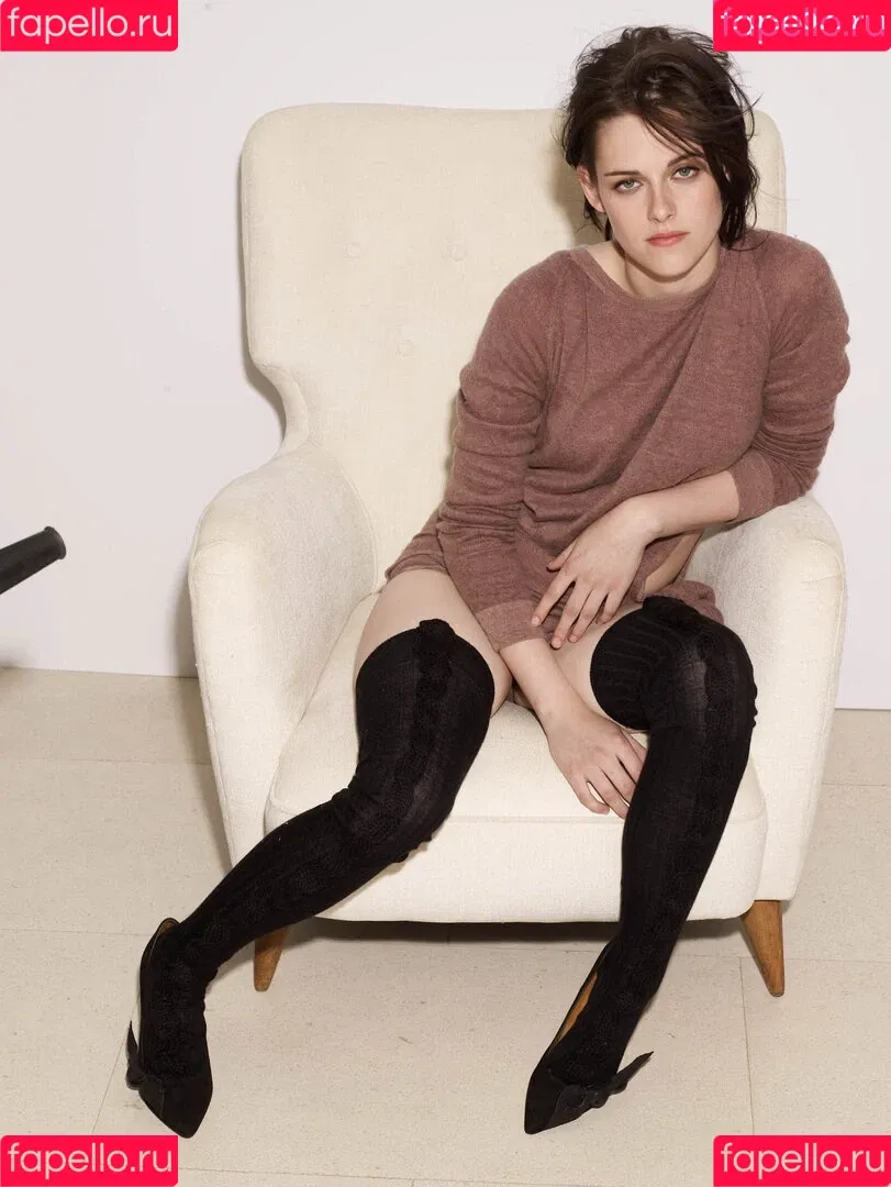 Kristen Stewart / kristenstewart / kristenstewartx Onlyfans Photo Gallery 