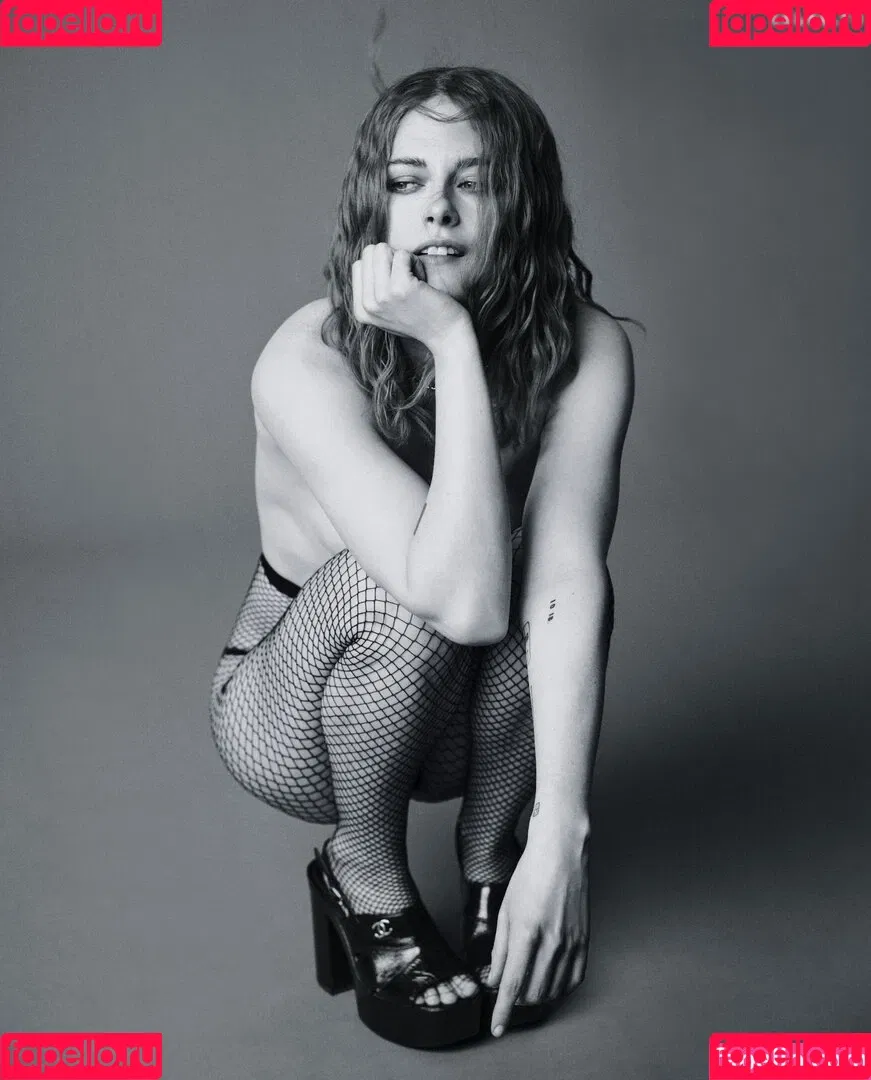 Kristen Stewart / kristenstewart / kristenstewartx Onlyfans Photo Gallery 