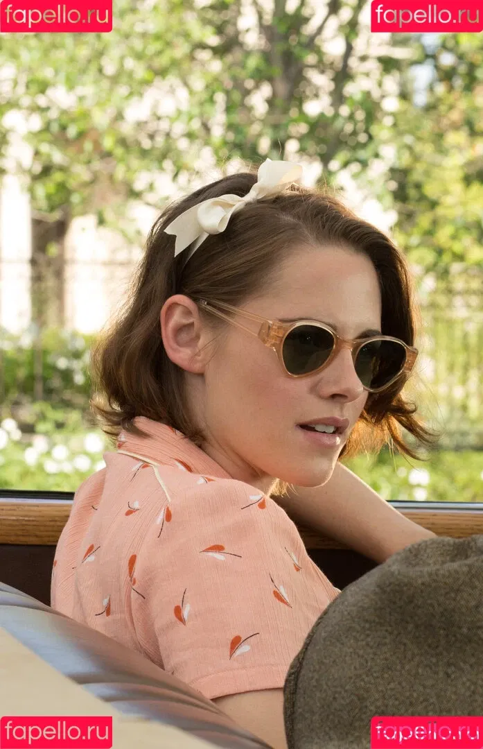 Kristen Stewart / kristenstewart / kristenstewartx Onlyfans Photo Gallery 