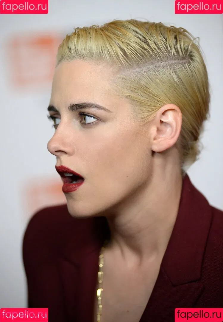 Kristen Stewart / kristenstewart / kristenstewartx Onlyfans Photo Gallery 