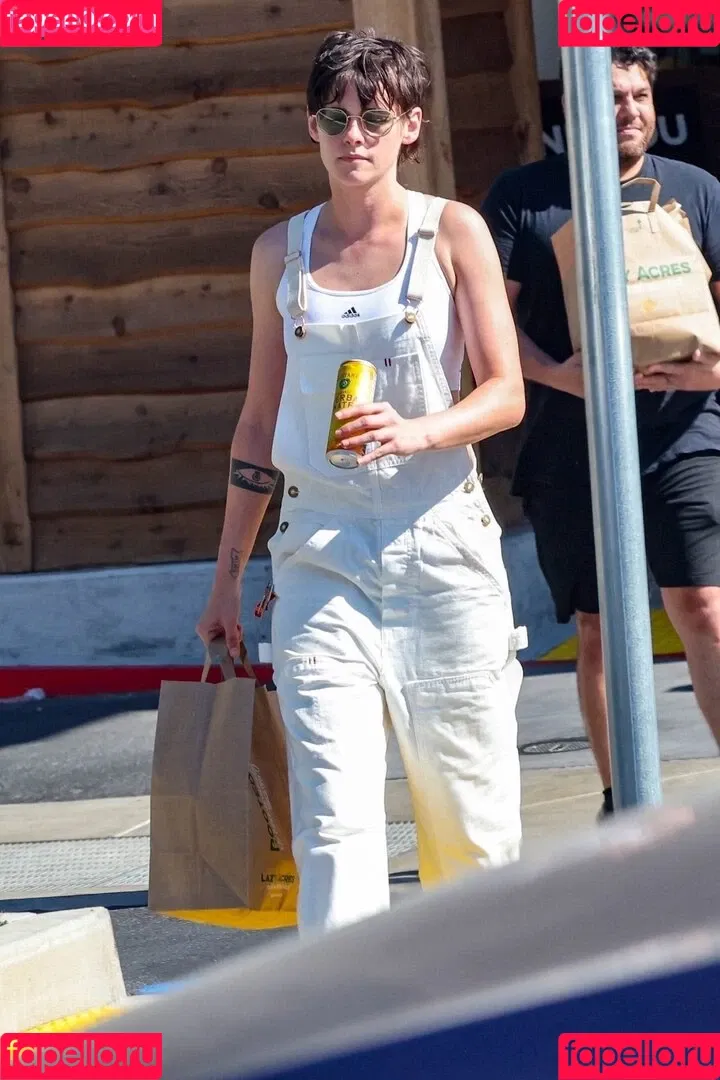 Kristen Stewart / kristenstewart / kristenstewartx Onlyfans Photo Gallery 