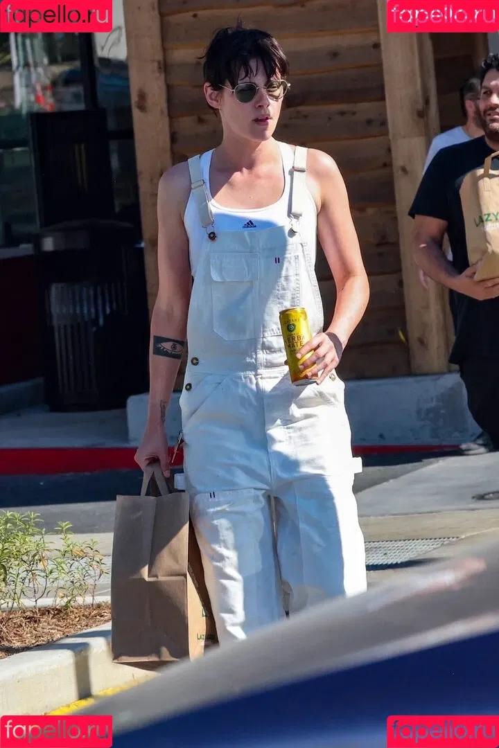 Kristen Stewart / kristenstewart / kristenstewartx Onlyfans Photo Gallery 