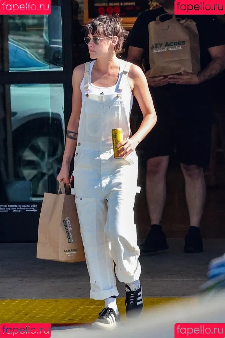 Kristen Stewart / kristenstewart / kristenstewartx Onlyfans Photo Gallery 