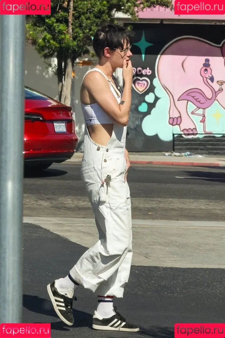 Kristen Stewart / kristenstewart / kristenstewartx Onlyfans Photo Gallery 