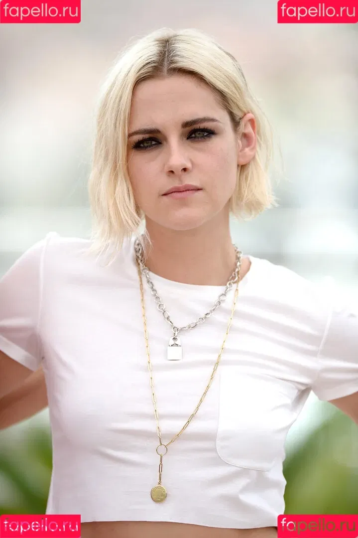 Kristen Stewart / kristenstewart / kristenstewartx Onlyfans Photo Gallery 