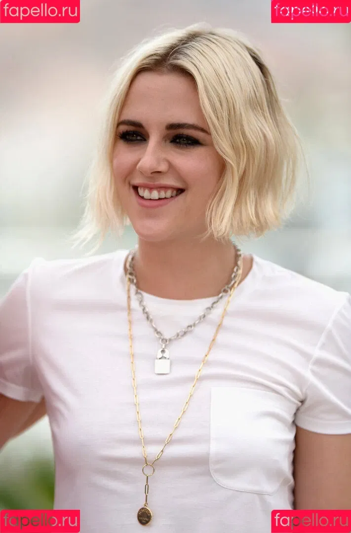 Kristen Stewart / kristenstewart / kristenstewartx Onlyfans Photo Gallery 