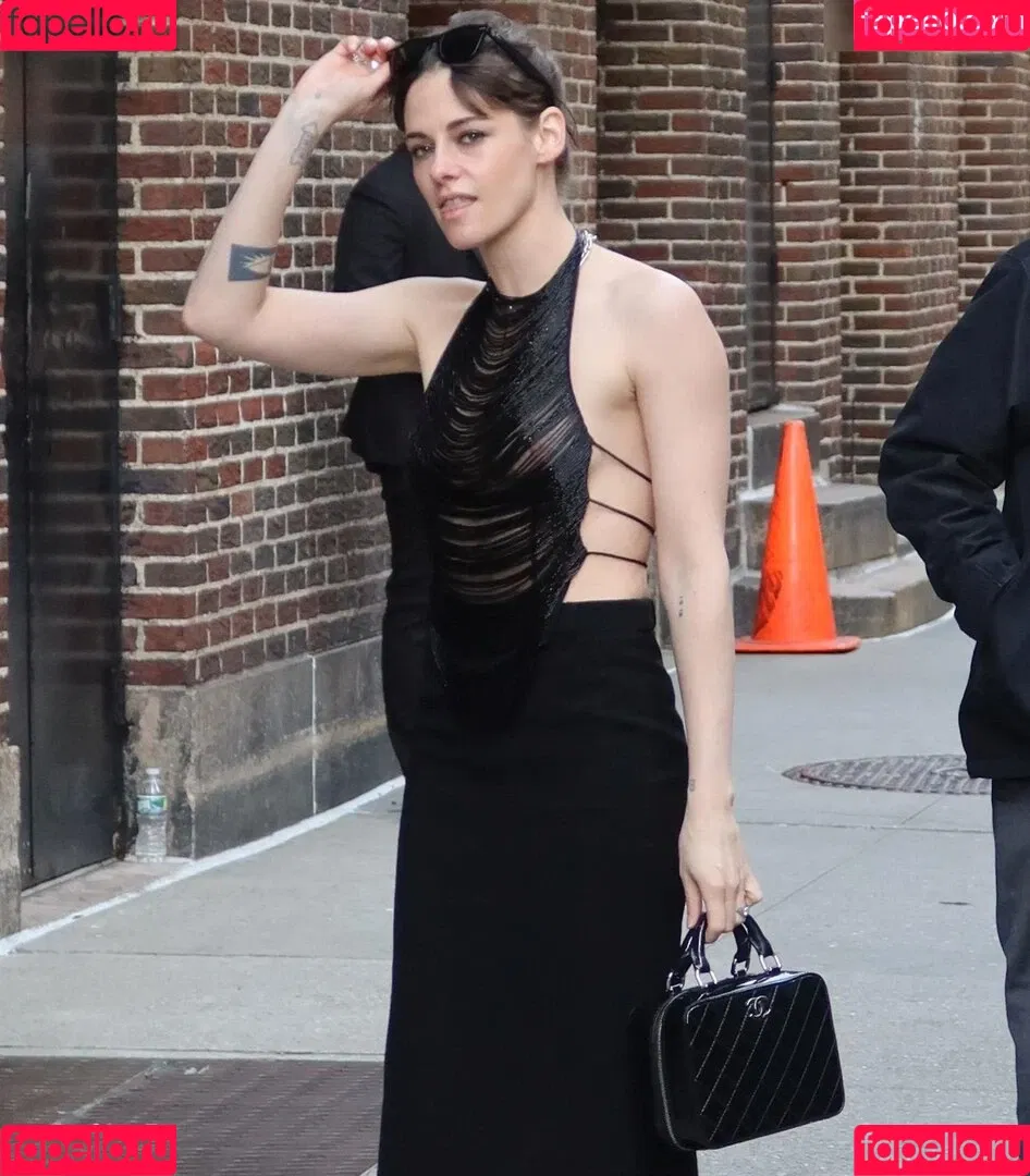 Kristen Stewart / kristenstewart / kristenstewartx Onlyfans Photo Gallery 