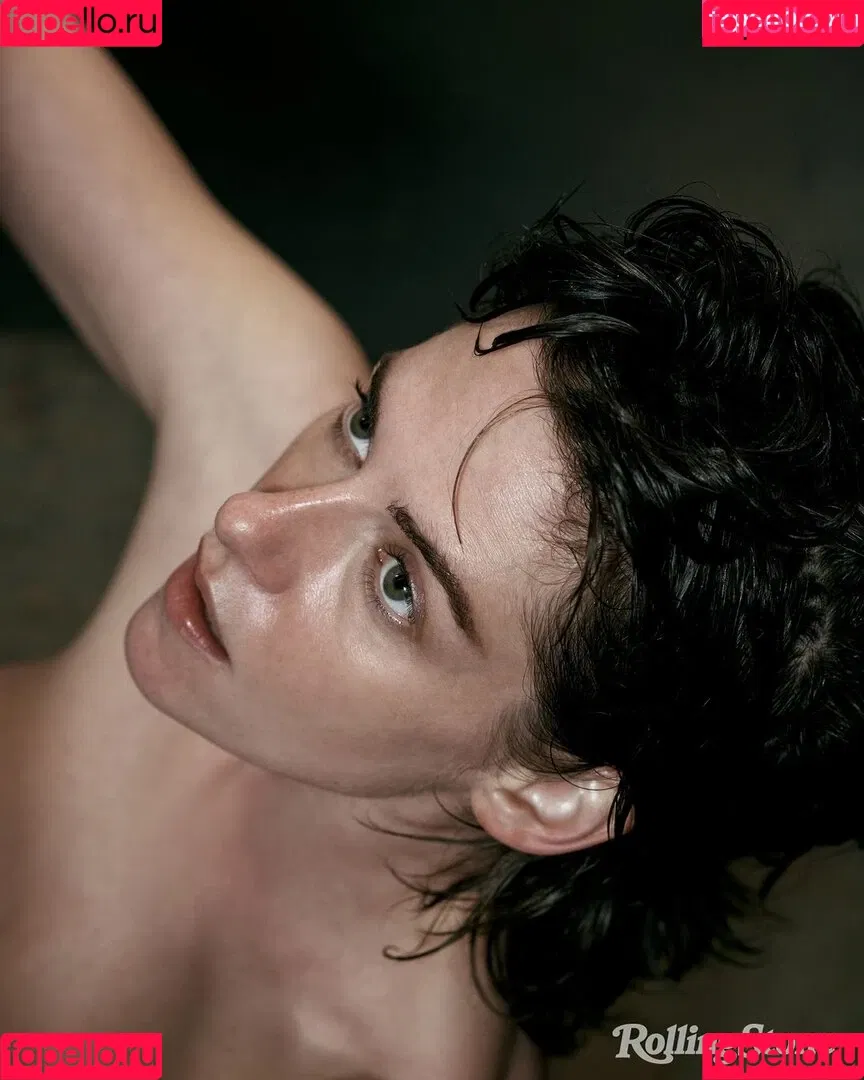 Kristen Stewart / kristenstewart / kristenstewartx Onlyfans Photo Gallery 