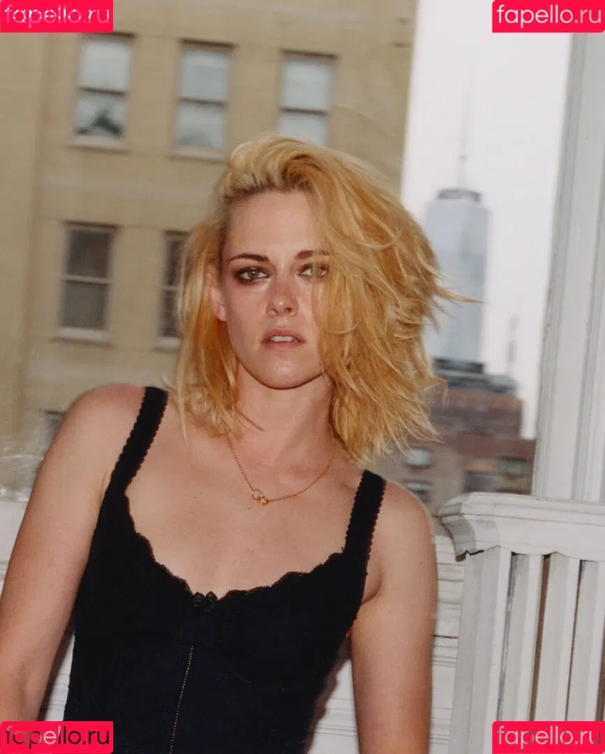 Kristen Stewart / kristenstewart / kristenstewartx Onlyfans Photo Gallery 
