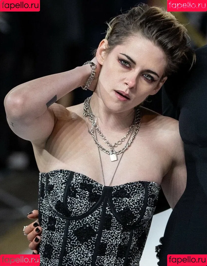Kristen Stewart / kristenstewart / kristenstewartx Onlyfans Photo Gallery 