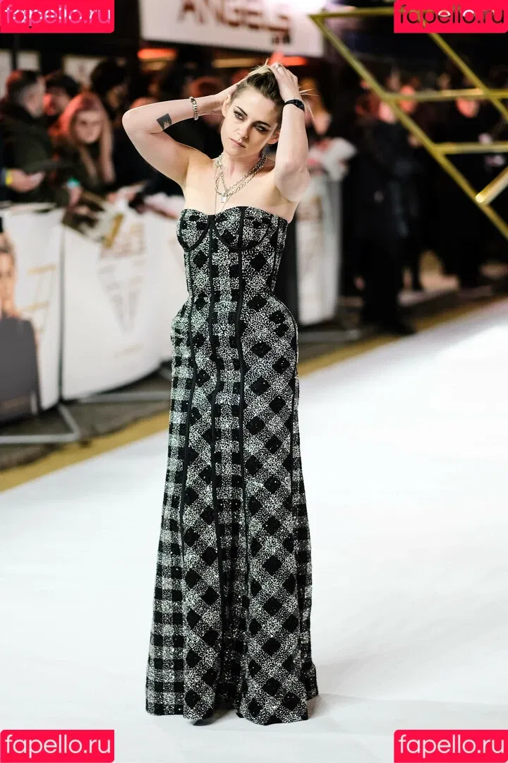 Kristen Stewart / kristenstewart / kristenstewartx Onlyfans Photo Gallery 