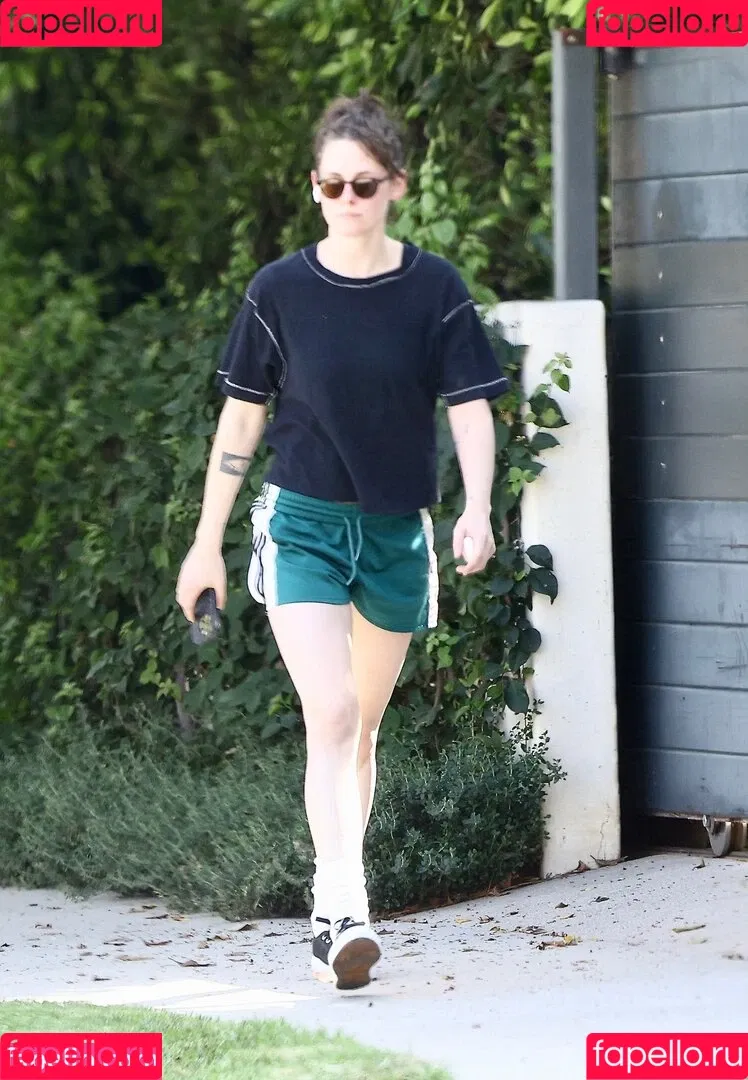 Kristen Stewart / kristenstewart / kristenstewartx Onlyfans Photo Gallery 