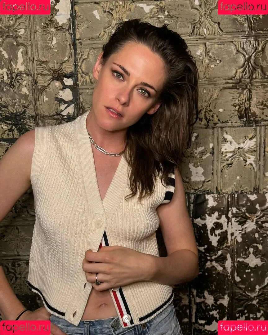 Kristen Stewart / kristenstewart / kristenstewartx Onlyfans Photo Gallery 