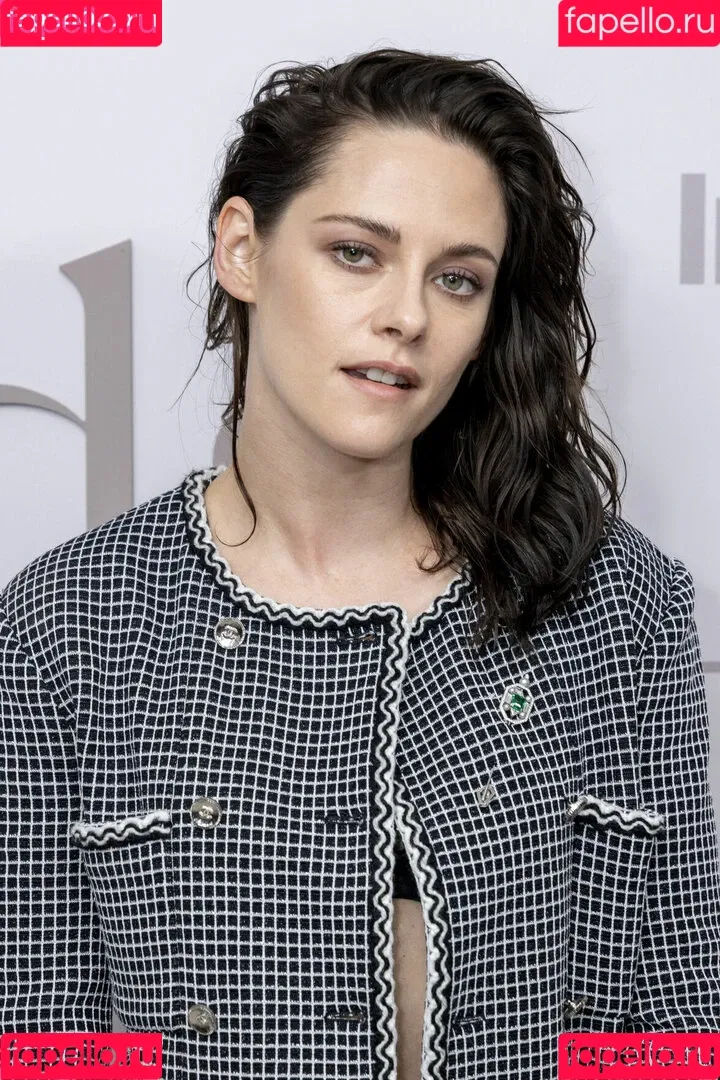 Kristen Stewart / kristenstewart / kristenstewartx Onlyfans Photo Gallery 