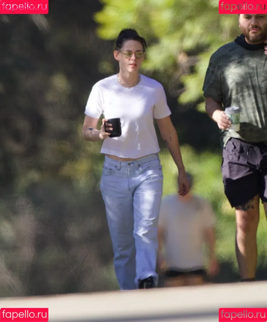 Kristen Stewart / kristenstewart / kristenstewartx Onlyfans Photo Gallery 
