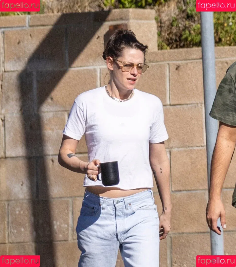 Kristen Stewart / kristenstewart / kristenstewartx Onlyfans Photo Gallery 